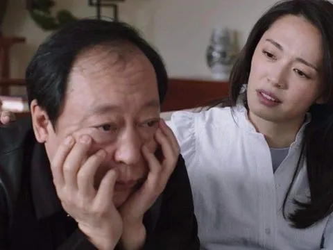 Đâu là thời điểm tốt nhất để người già giao tài sản cho con cái? Biết sớm để cuộc sống chẳng vướng lo âu