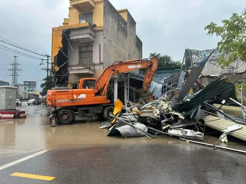 Chưa đồng ý bàn giao mặt bằng, một nhà dân ở Hải Phòng bị phá dỡ "nhầm"