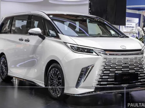 Ảnh chi tiết MPV hạng sang Lexus LM thế hệ mới đầy tiện nghi