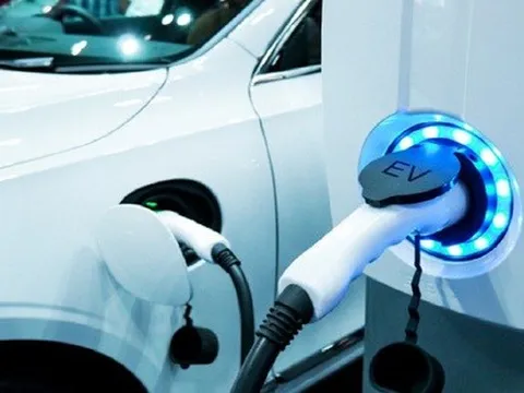 Đột phá: Pin ô tô điện sạc siêu nhanh, 15 phút chạy được hơn 700 km