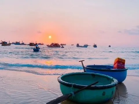 Đi làng chài đẹp hoang sơ nhất Phú Yên trong 3 ngày 2 đêm với chi phí chưa tới 2 triệu đồng