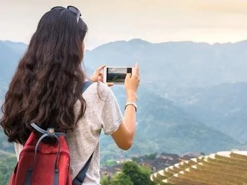 Mặc bố mẹ can ngăn, 9X bỏ việc lương cao, về làm nông dân, mỗi năm thu về 19,9 tỷ đồng