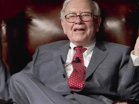 Tỷ phú Warren Buffett đưa ra 9 lời khuyên giúp đổi đời: Sống tiết kiệm và biết cân bằng lọt vào danh sách