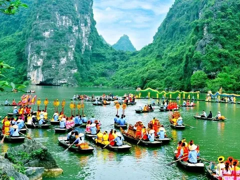 Sôi động thị trường tour du lịch dịp nghỉ lễ 2/9
