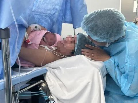 Lần đầu tiên can thiệp tắc mạch bướu máu bánh nhau, cứu thai nhi thành công