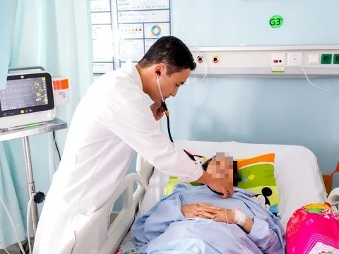 Người phụ nữ bị kẹt van tim suýt tử vong