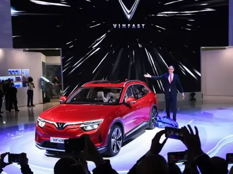 VFS giảm 3 phiên, VinFast vẫn xếp thứ hai toàn cầu về xe điện
