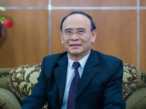 Tích cực trong tham gia xây dựng và hoàn thiện Nhà nước pháp quyền xã hội chủ nghĩa Việt Nam