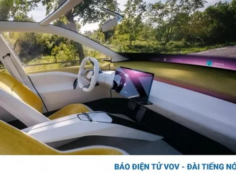 Các mẫu BMW EV trong tương lai sẽ có cabin trống trơn nhờ hệ thống iDrive mới