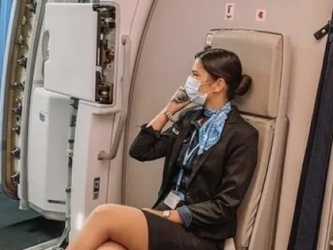 Tiếp viên hàng không kể "nỗi ám ảnh" khi làm việc với giới thượng lưu dù kiếm ra tiền