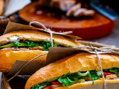 Báo quốc tế ngợi ca bánh mì Việt Nam: Không chỉ là bản sao của bánh mì Pháp nguyên bản mà còn hơn thế