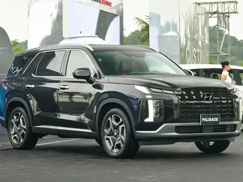 Hyundai Palisade giá từ 1,469 tỷ đồng tại Việt Nam: Ngang cỡ Explorer nhưng 'rẻ' như Everest, dễ lấy khách của phân khúc dưới