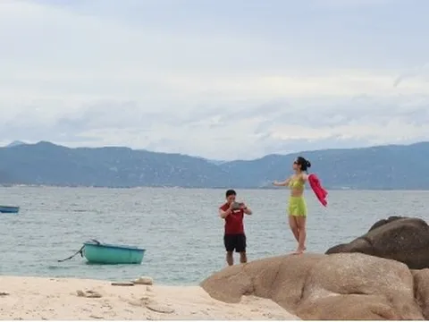 Vẻ đẹp hoang sơ của Hòn Cau ở Bình Thuận thu hút du khách