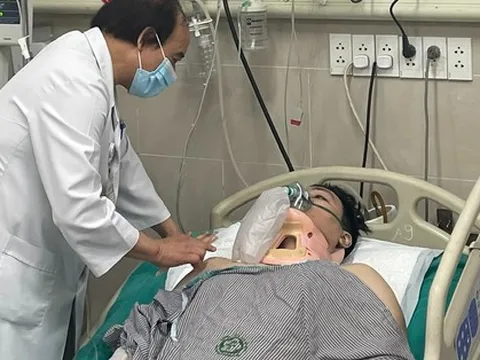 Vụ cháy chung cư mini: Còn 1 ca thở máy, các bệnh nhân khác diễn biến tích cực