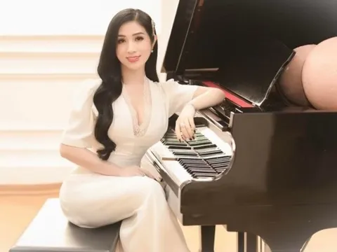 Nữ ca sĩ hiếm hoi có học vị tiến sĩ sớm: Tuổi 45 xinh đẹp, giữ chức vụ cao