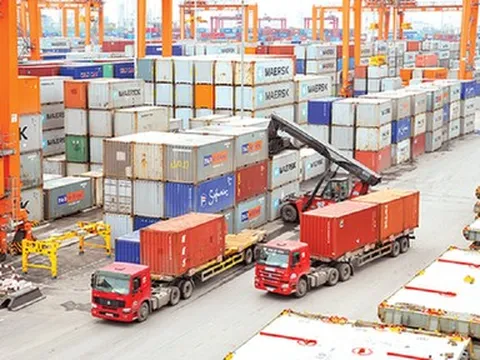 Xuất nhập khẩu hàng hóa và kỳ vọng những tháng cuối năm
