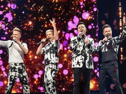 Công bố giá vé concert Westlife tại Việt Nam: Cao nhất chỉ 4 triệu đồng, toàn bộ đều là vé ngồi!