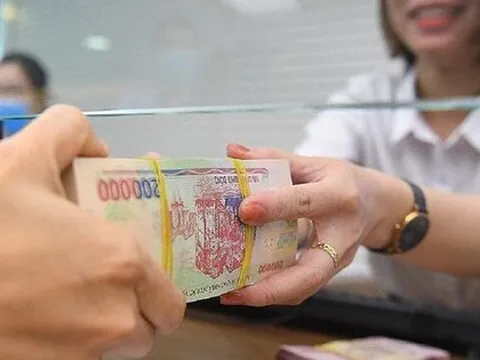 1 triệu đồng có gửi được tiết kiệm?