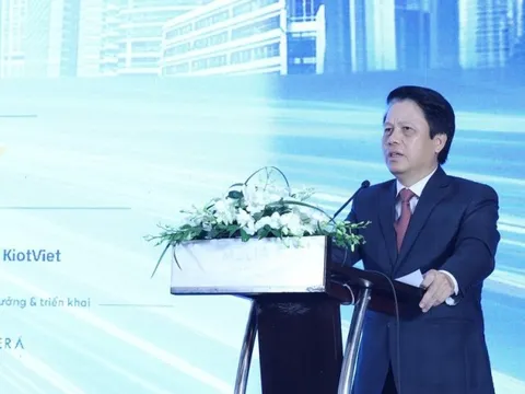 Thanh toán không dùng tiền mặt phải mang lại tiện dụng cho người dân
