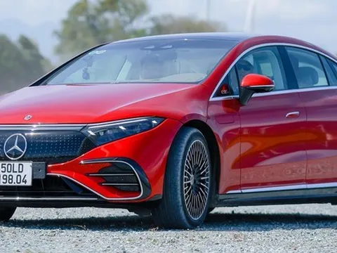 Mercedes-Benz EQS - Cái tên đáng gờm trong hạng mục Xe dẫn đầu xu hướng tại BCA 2023