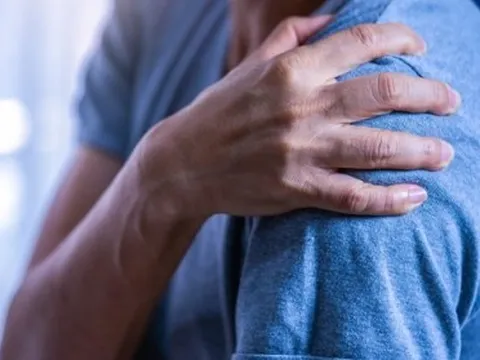 Đau 3 vùng này, coi chừng ung thư phổi