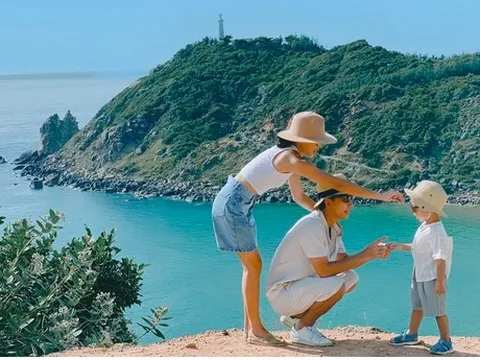 Đôi vợ chồng bỏ phố về quê, giải đáp thắc mắc của dân mạng: Tiền đâu để đi du lịch?