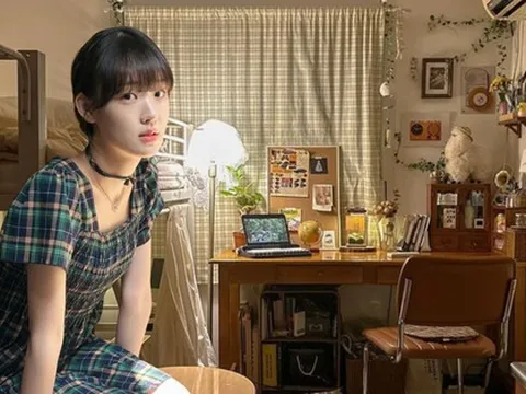 Cô gái sống 2 năm trong căn phòng 15m2 đẹp như truyện tranh, bếp đặt cạnh giường ngủ