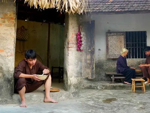 Chàng trai Thanh Hóa bỏ phố về quê, viết lại câu chuyện ý nghĩa về quê hương và tuổi thơ