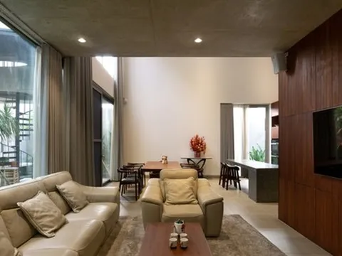 Phong cách nhiệt đới Á Đông kết hợp kiến trúc hiện đại trong căn biệt thự ven sông