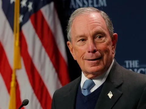 Tỷ phú Do Thái Michael Bloomberg: Ra trường hoang mang, thất nghiệp ở tuổi trung niên, giàu lên khi đã già nhờ ‘chém gió bán tầm nhìn’