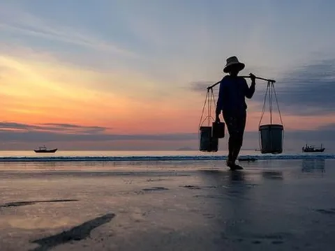 Báo quốc tế gợi ý đến những vùng biển đẹp nhất ở Việt Nam