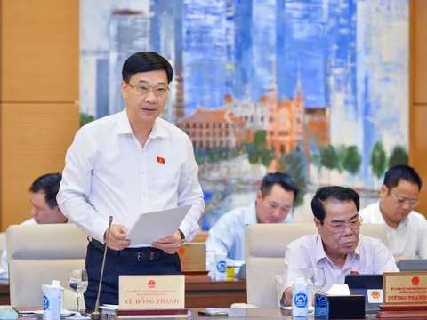 Tình trạng lạm thu đầu năm học, lạm thu "quỹ phụ huynh" gây bất bình