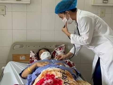 Hội chẩn phối hợp can thiệp nội mạch cứu sản phụ băng huyết nguy kịch