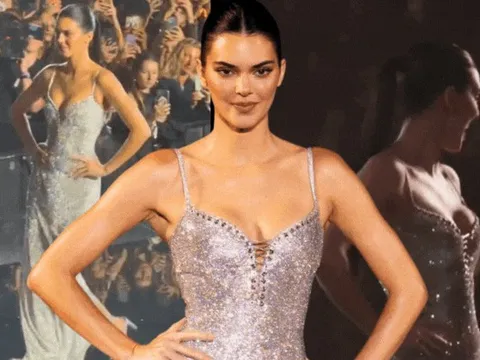 Show đã kết thúc cả tháng trời nhưng khoảnh khắc Kendall Jenner catwalk cùng body siêu thực vẫn viral khắp nơi