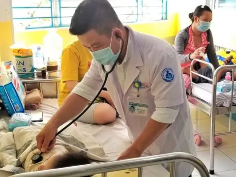 Bộ Y tế nói về việc thiếu thuốc điều trị tay chân miệng ở phía Nam