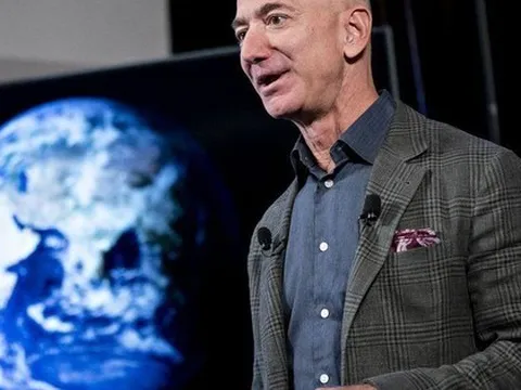 Sở thích thú vị của các tỷ phú: Jeff Bezos mê tên lửa trục vớt từ đáy đại dương, Michael Dell thích tranh cổ