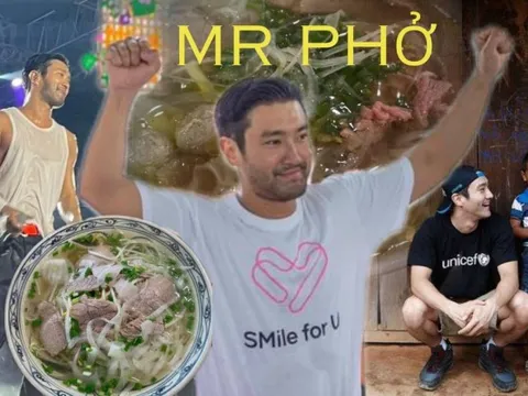 Siwon (Super Junior) đích thị là "Mr Phở": Đếm số bát phở ăn trong 3 ngày ở Việt Nam của nam thần mà choáng