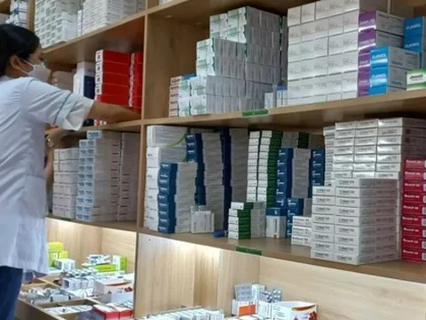 Lại thiếu thuốc, vật tư y tế: Bộ Y tế nói gì?