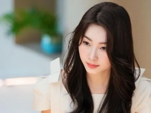 Đặng Thu Thảo khoe nhan sắc nhẹ nhàng, chuẩn phong thái "nàng dâu hào môn"