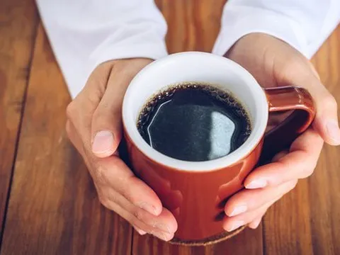 Nghiên cứu chỉ ra mối liên hệ bất ngờ giữa cà phê và ung thư đại tràng