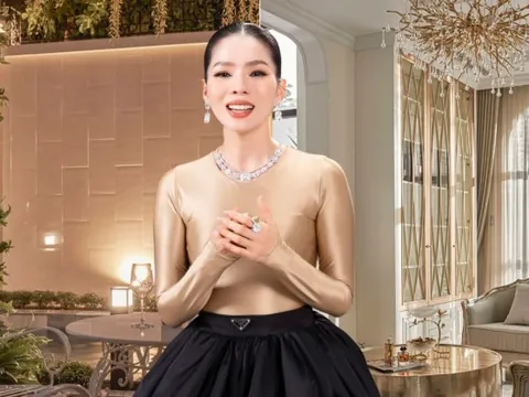 Rủ Mỹ Linh tới nhà trên show Đạp Gió, Lệ Quyên flex khối bất động sản khủng: Biệt thự đắt đỏ trong và ngoài nước