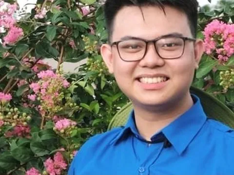 Á khoa ĐH Kinh tế Quốc dân được công ty hàng đầu thế giới về kiểm toán chào đón