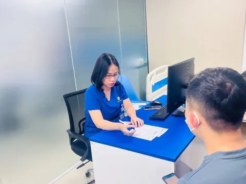 Khám sức khoẻ đi du học, nam sinh bàng hoàng phát hiện không có khả năng được làm bố