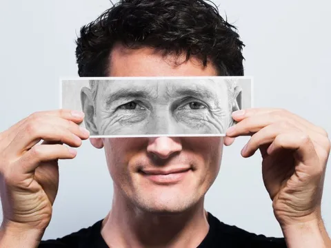 Nghiên cứu 6.500 người phát hiện làm đủ 8 điều này giúp cơ thể 'trẻ hơn 6 tuổi'