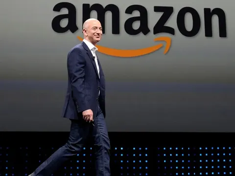 “Cha đẻ” Amazon thưởng 120 triệu đồng cho mỗi nhân viên nghỉ việc vì 1 lý do, cả đời theo đuổi các thói quen “quái dị”