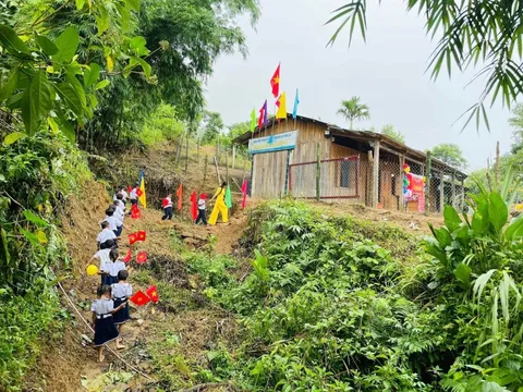 Dành đất công bỏ hoang cho trường học, tại sao không?