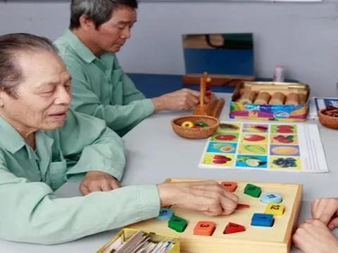 Một người cao tuổi "gánh" tới 7 bệnh: Là những bệnh gì?