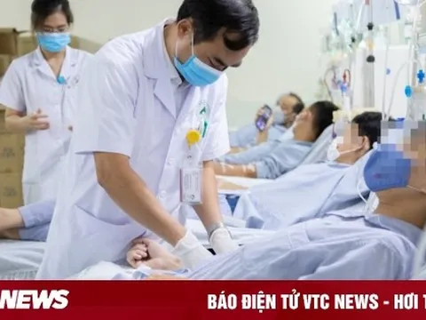 Uể oải, chán ăn, nam sinh choáng váng với chẩn đoán suy thận giai đoạn cuối