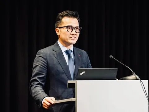 Người Việt Nam đầu tiên nhận Giải thưởng quốc tế Nghiên cứu xuất sắc ISPOR