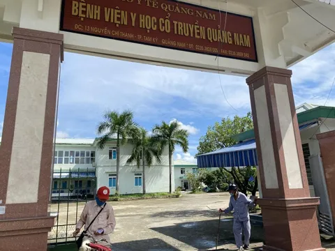 Thanh tra đột xuất bệnh viện vướng nhiều "tai tiếng" ở Quảng Nam
